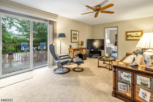 3 Bridle Ln, Mount Olive Twp., NJ 07828