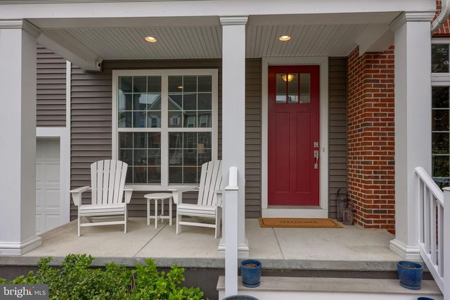 1129 EDGEMOOR CT, Lancaster, PA 17601