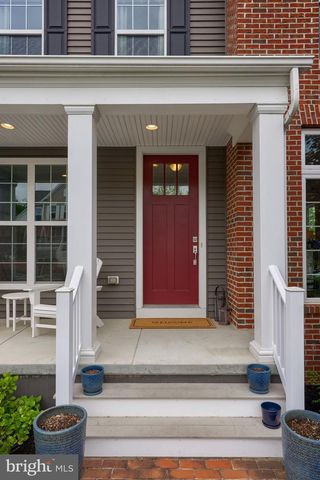 1129 EDGEMOOR CT, Lancaster, PA 17601