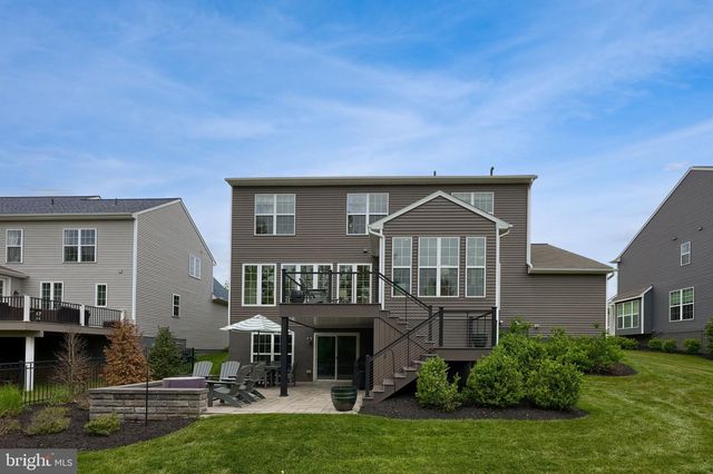1129 EDGEMOOR CT, Lancaster, PA 17601
