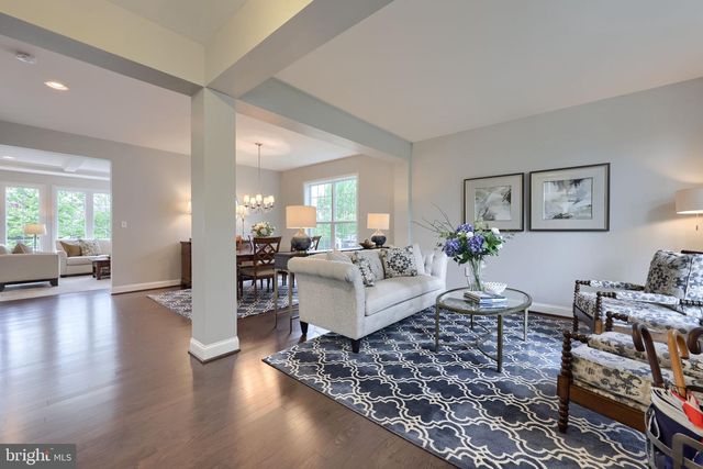 1129 EDGEMOOR CT, Lancaster, PA 17601