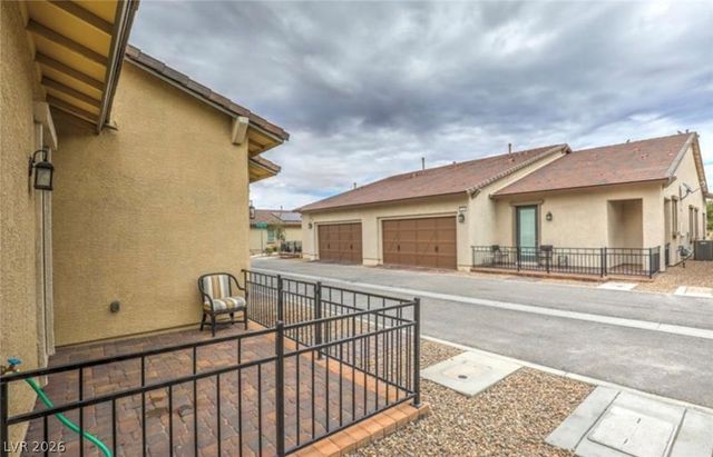 722 Orange Plume Walk, Henderson, NV 89011