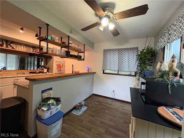 2351 Mcmackin Road, Madison, OH 44057
