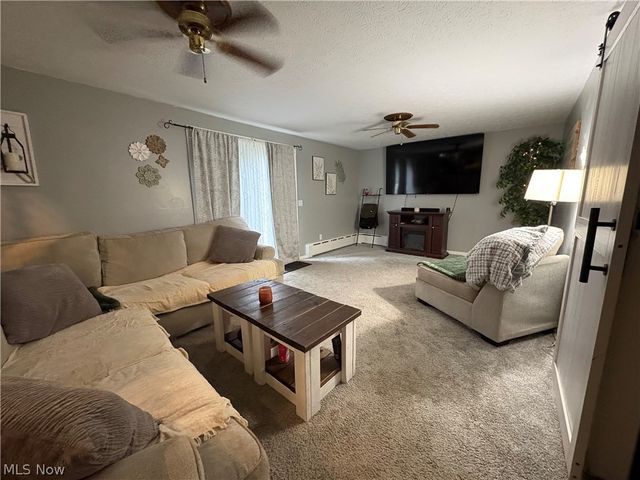 2351 Mcmackin Road, Madison, OH 44057