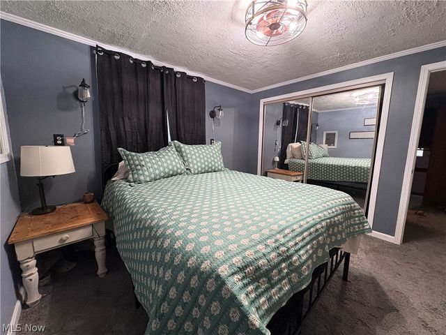 2351 Mcmackin Road, Madison, OH 44057