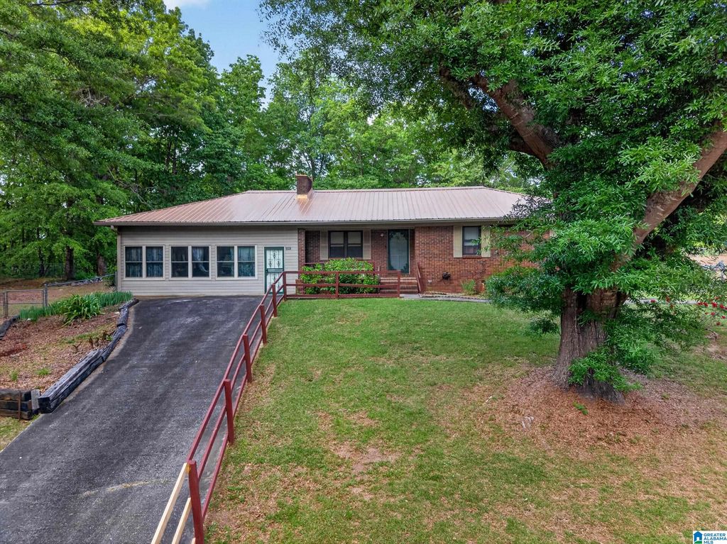 2641 SETTLEMENT ROAD, Sylacauga, AL 35150