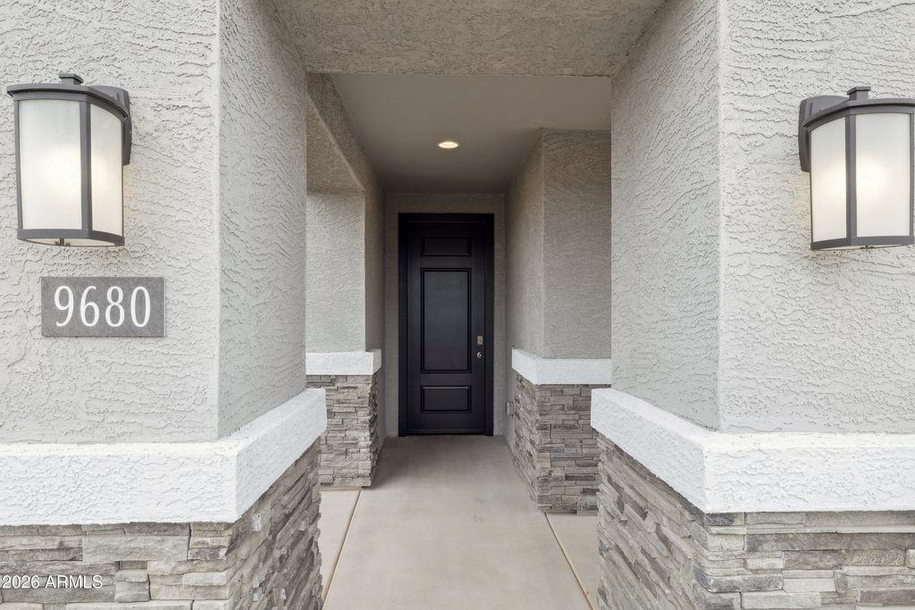 2704 W SENTIERO Avenue, Apache Junction, AZ 85120 — photo 3