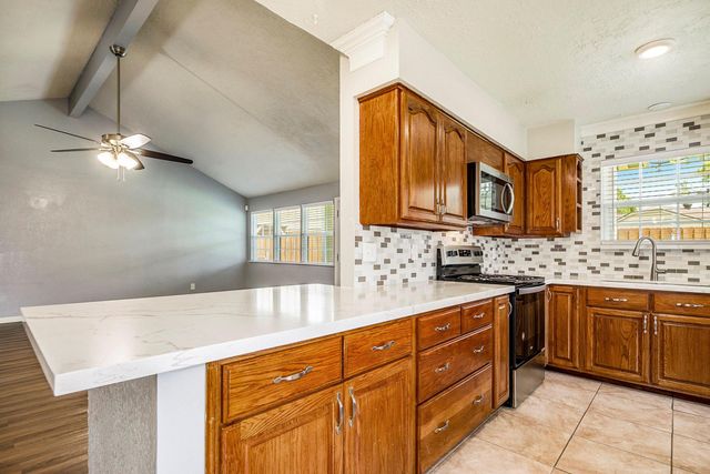 2539 Cobblers Way, Friendswood, TX 77546