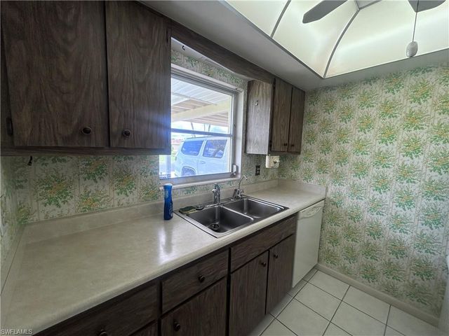 2210 Gardenia WAY, Lehigh Acres, FL 33936