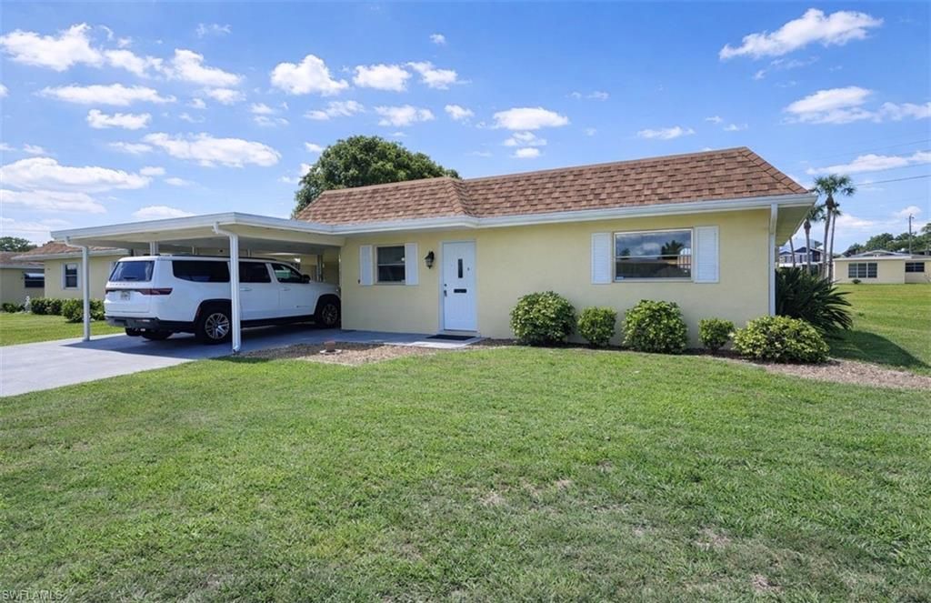 2210 Gardenia WAY, Lehigh Acres, FL 33936