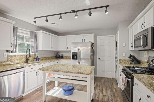 102 Silverleaf Lane, Dallas, GA 30157