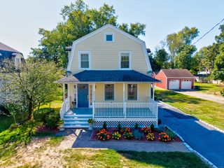 7 Chestnut Street, Darien, CT 06820