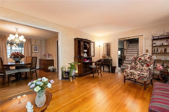 9308 Alhambra Street, Prairie Village, KS 66207