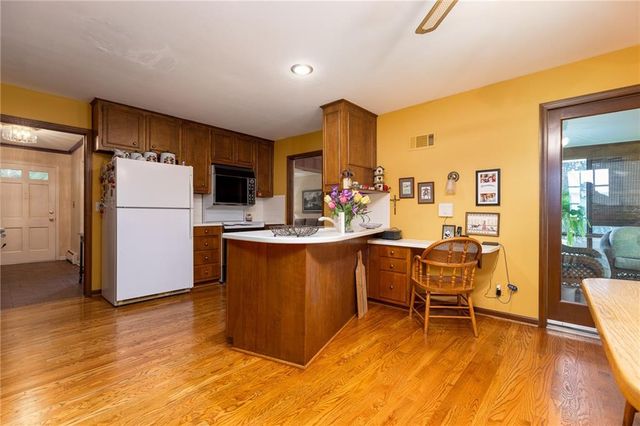 9308 Alhambra Street, Prairie Village, KS 66207