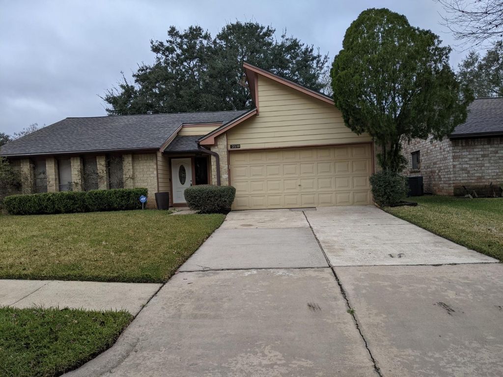 2519 Buffalo Trail, Sugar Land, TX 77479