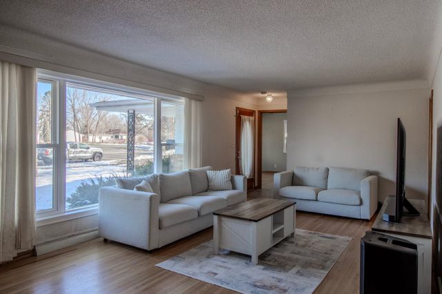 2187 Burr Street, Maplewood, MN 55117