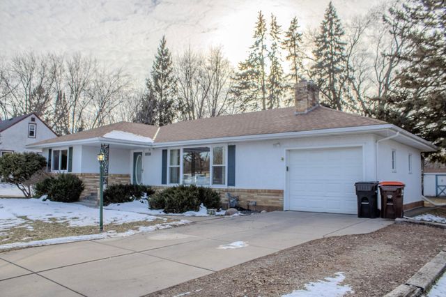 2187 Burr Street, Maplewood, MN 55117