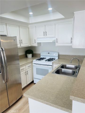 5312 Cartwright Avenue 2, North Hollywood, CA 91601