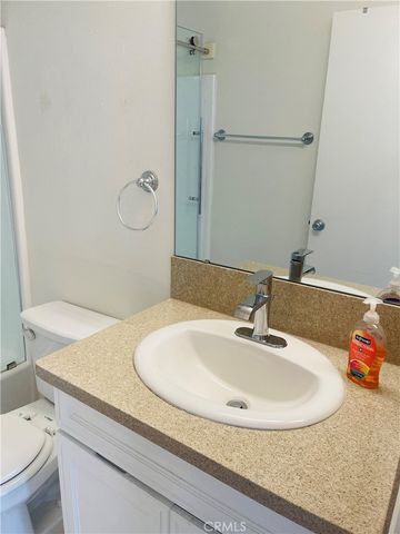5312 Cartwright Avenue 2, North Hollywood, CA 91601