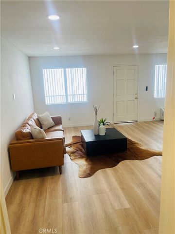 5312 Cartwright Avenue 2, North Hollywood, CA 91601