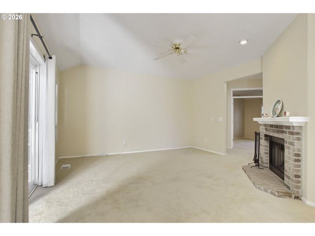 17993 Nw DUSTIN Ln, Beaverton, OR 97006