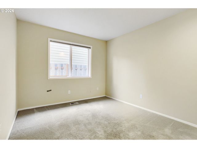 17993 Nw DUSTIN Ln, Beaverton, OR 97006