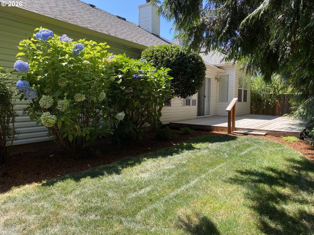 17993 Nw DUSTIN Ln, Beaverton, OR 97006