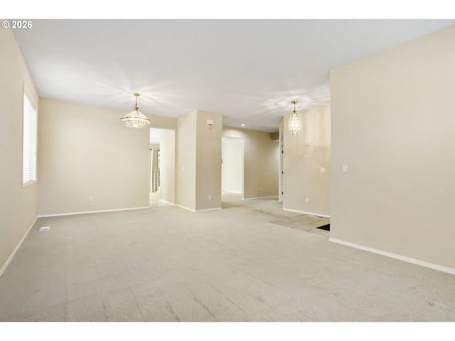 17993 Nw DUSTIN Ln, Beaverton, OR 97006