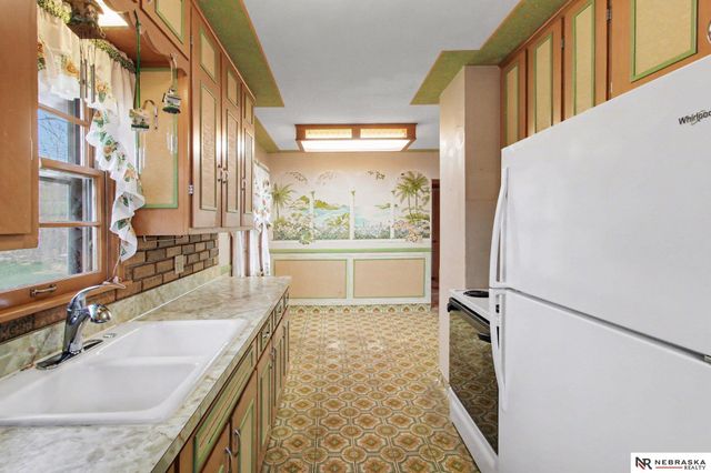 2701 Margo Street, Bellevue, NE 68147