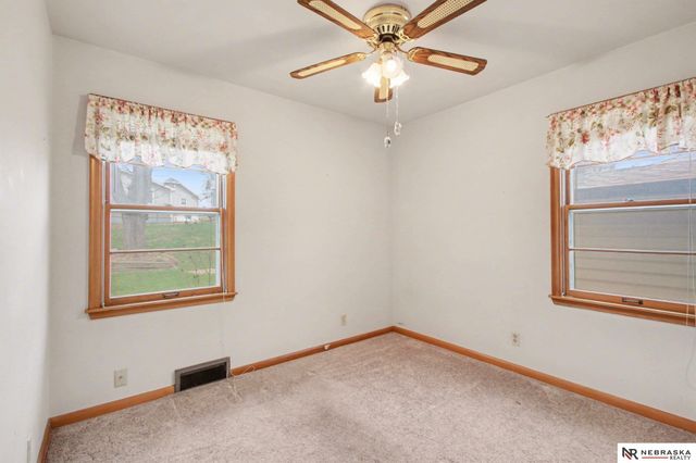 2701 Margo Street, Bellevue, NE 68147