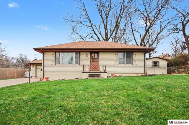 2701 Margo Street, Bellevue, NE 68147