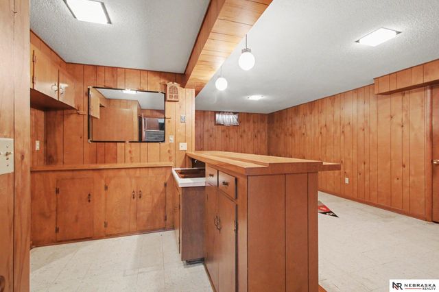 2701 Margo Street, Bellevue, NE 68147