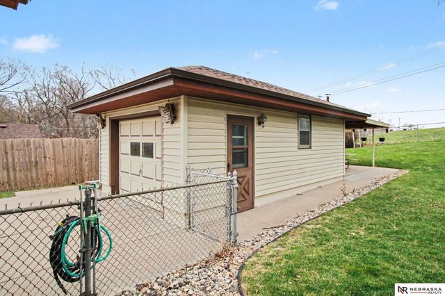 2701 Margo Street, Bellevue, NE 68147