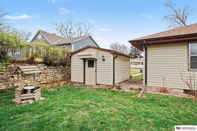 2701 Margo Street, Bellevue, NE 68147