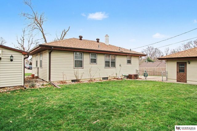 2701 Margo Street, Bellevue, NE 68147