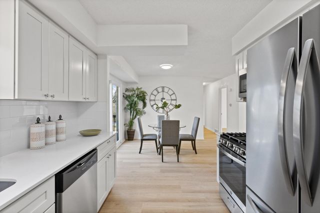 13803 Underclift Street NW, Andover, MN 55304