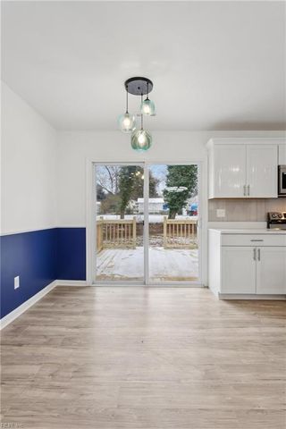 426 Nicewood DR, Newport News, VA 23602