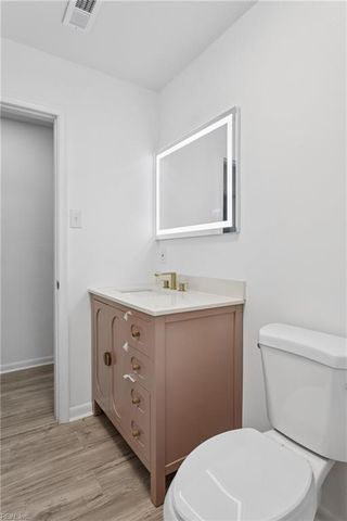 426 Nicewood DR, Newport News, VA 23602