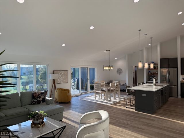 9008 Riverwood Drive, North Ridgeville, OH 44039