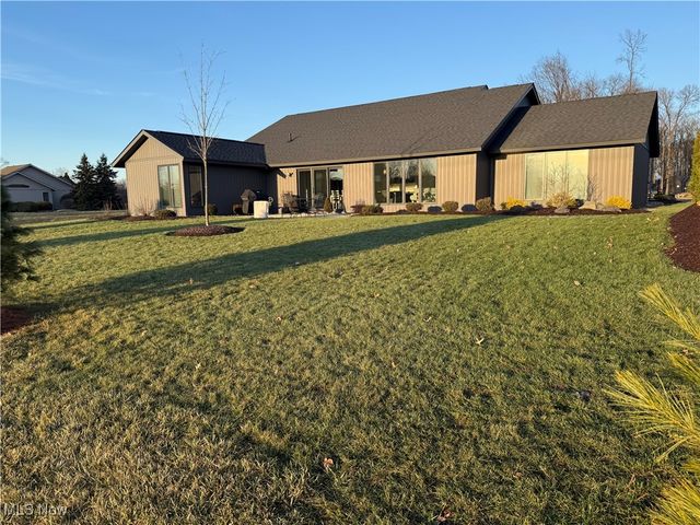 9008 Riverwood Drive, North Ridgeville, OH 44039