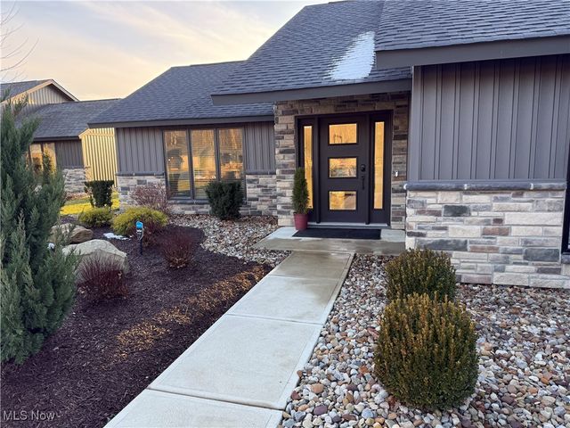 9008 Riverwood Drive, North Ridgeville, OH 44039