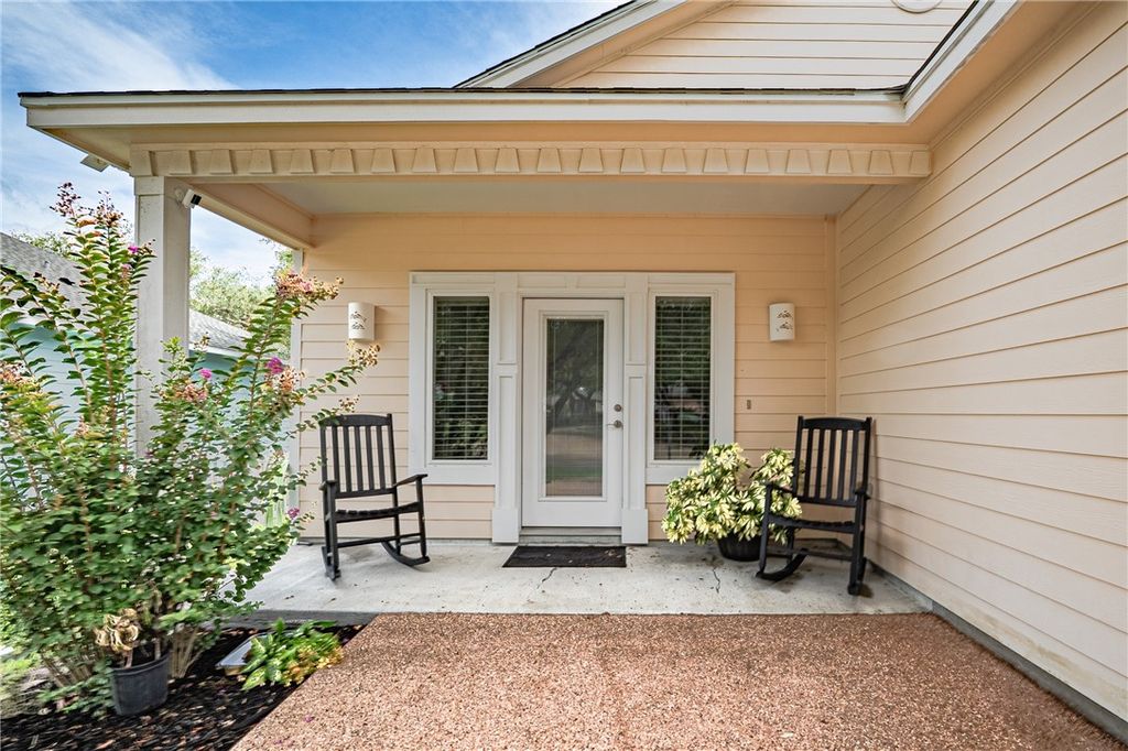 12 Primrose Dr, Fulton, TX 78382 — photo 3