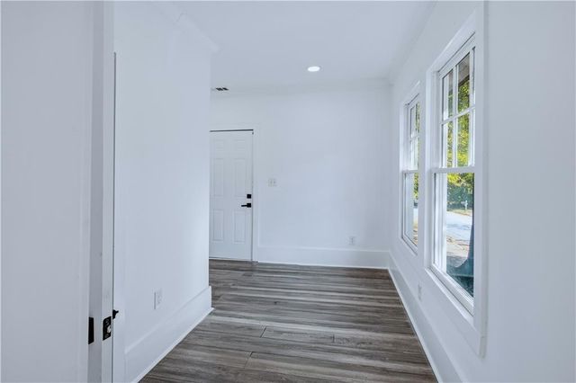 673 Pearce SW Street, Atlanta, GA 30310