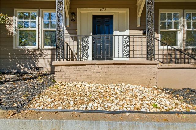 673 Pearce SW Street, Atlanta, GA 30310
