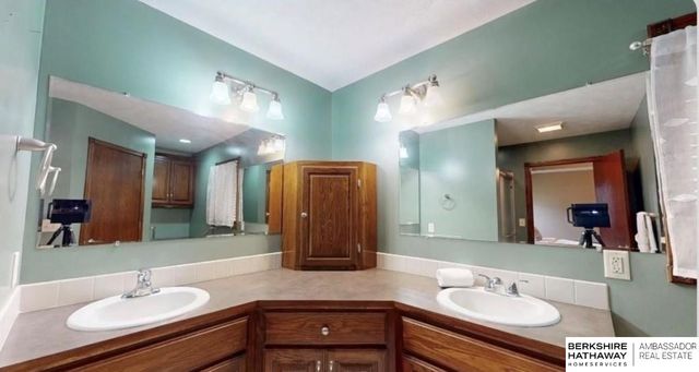 4001 87th Street, Columbus, NE 68601