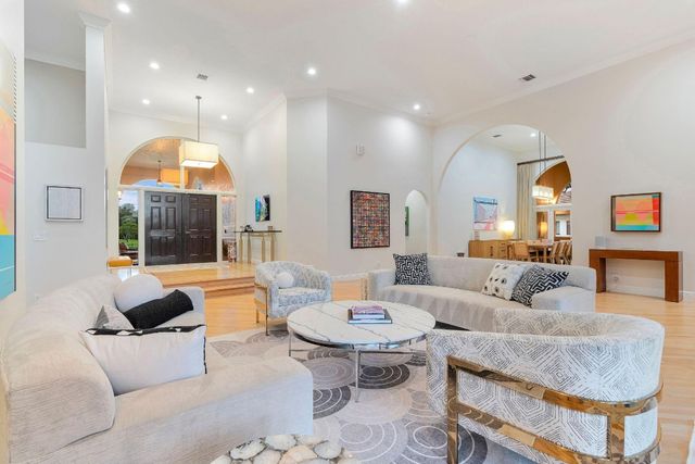 11831 NW 9th Street, Plantation, FL 33325