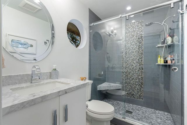 11831 NW 9th Street, Plantation, FL 33325