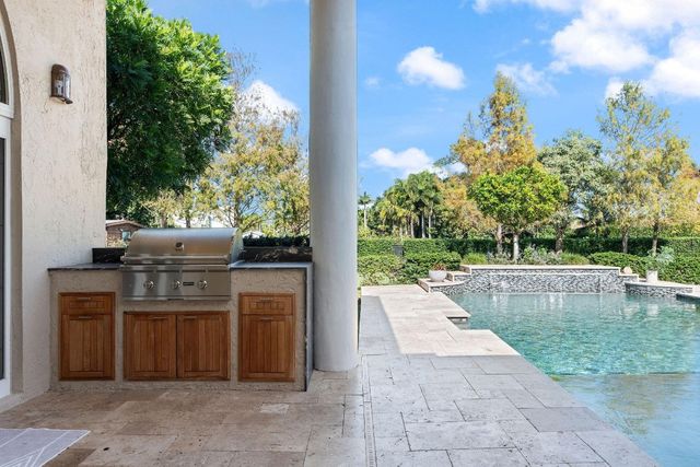 11831 NW 9th Street, Plantation, FL 33325