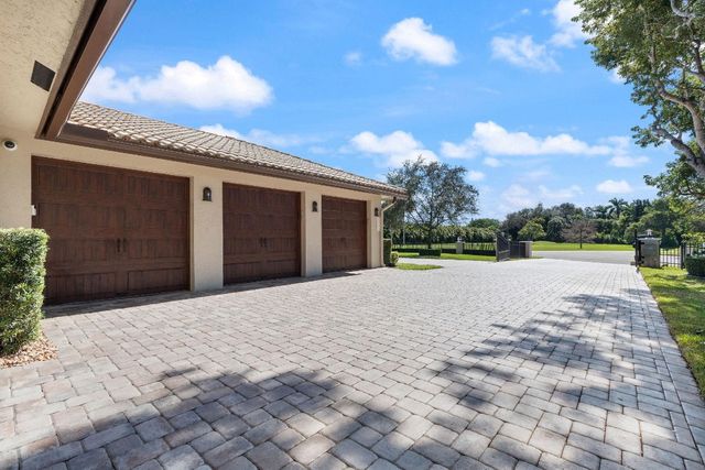 11831 NW 9th Street, Plantation, FL 33325