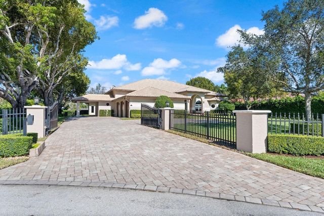 11831 NW 9th Street, Plantation, FL 33325